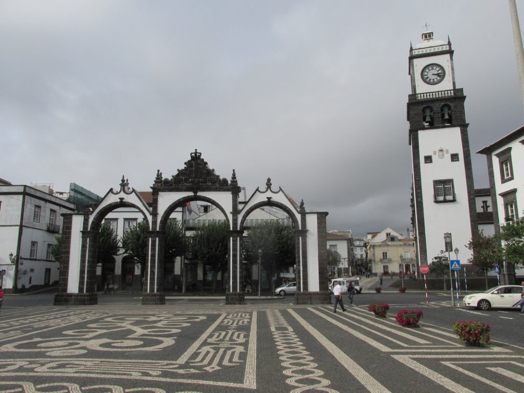 Ponta Delgada, porte città, free tour
