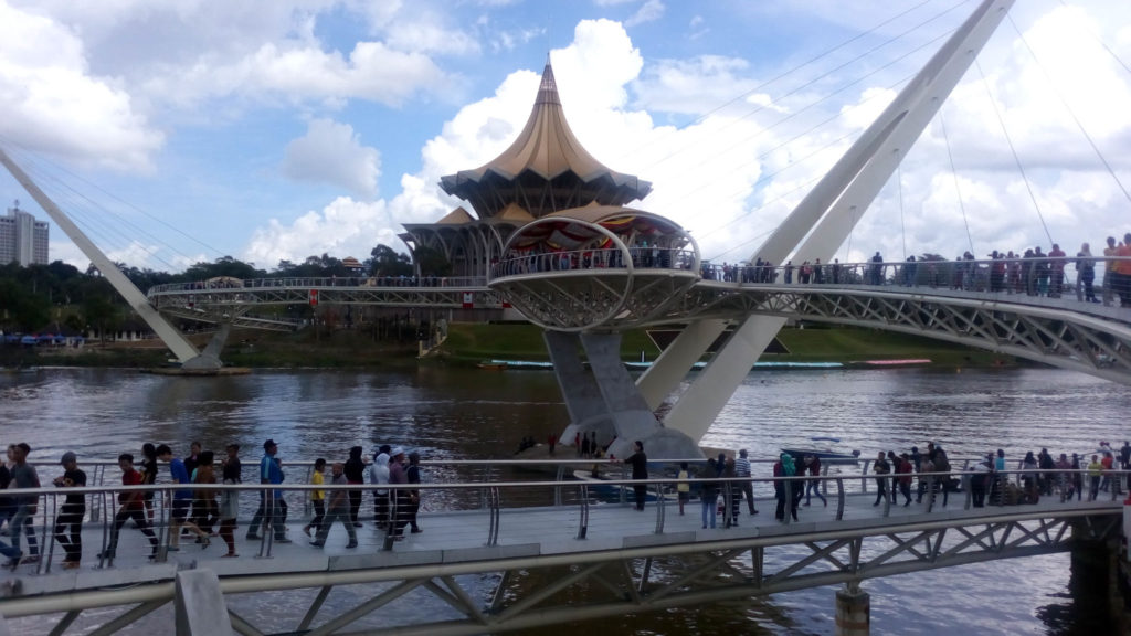 Kuching, ponte dell'amicizia appena inaugurato